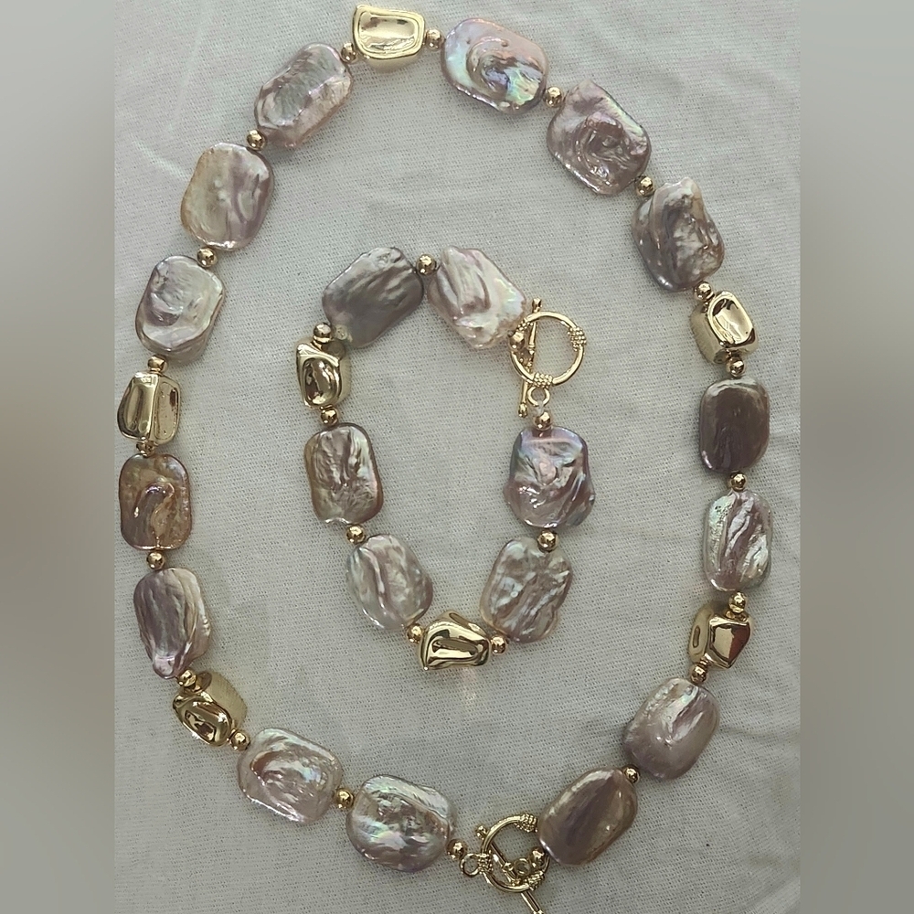 Vibrant Square Freshwater Pearl Necklace & Bracelet Set "Can Be Sold Separated" - Picture 2 of 3